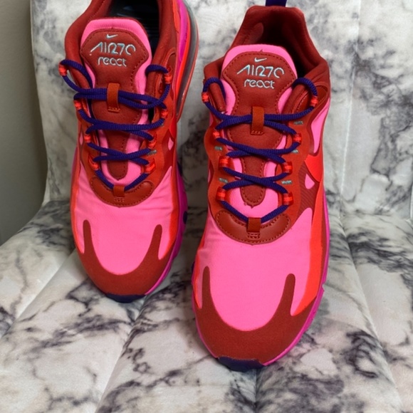 Nike 270 React - Picture 2 of 7